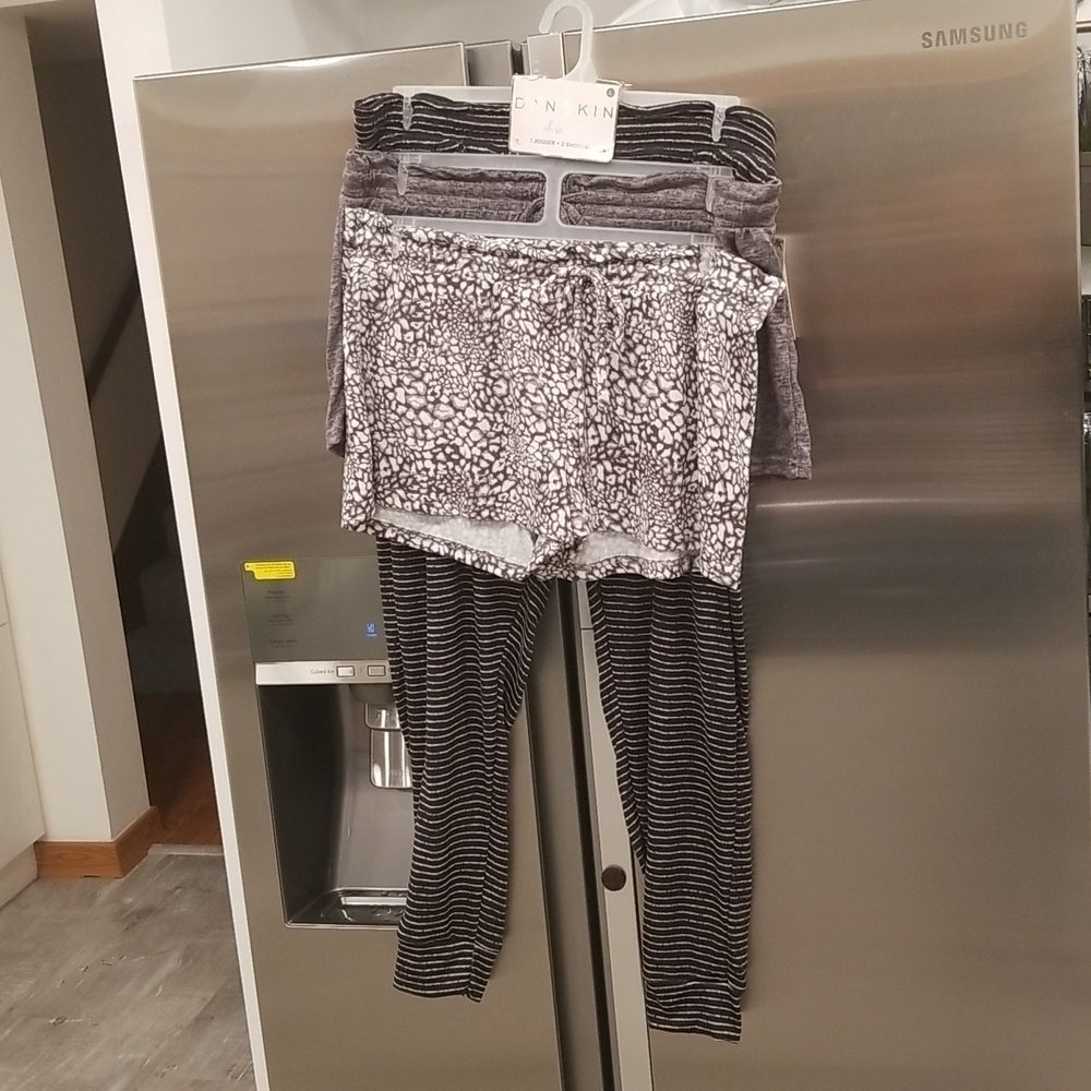 💕DANSKIN💕 PJ Jogger & Shorts (3 Piece Set) L NWT